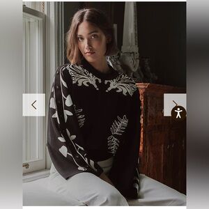 Figue angie sweater size small